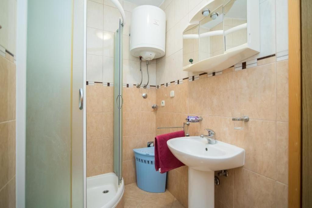 Apartments Longo Supetar Zewnętrze zdjęcie