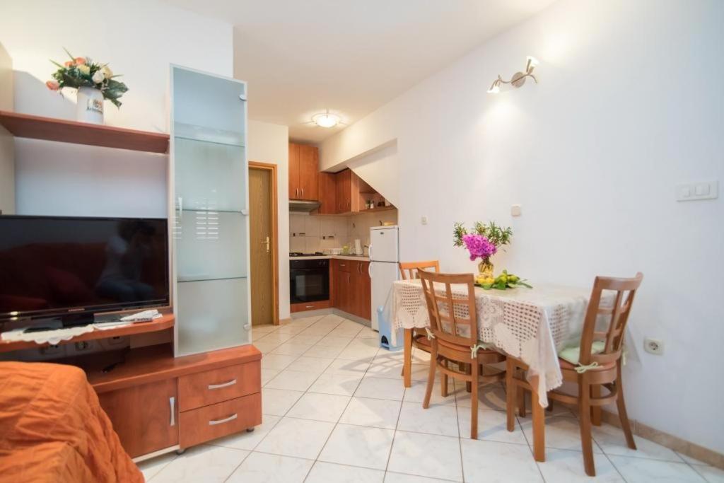 Apartments Longo Supetar Zewnętrze zdjęcie